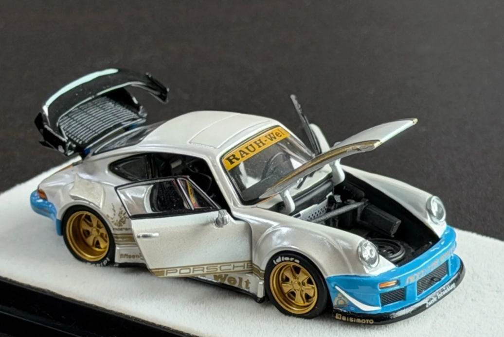 PGM - 1:64 Porsche 930 RWB - Matte White Luxury (Round Base)